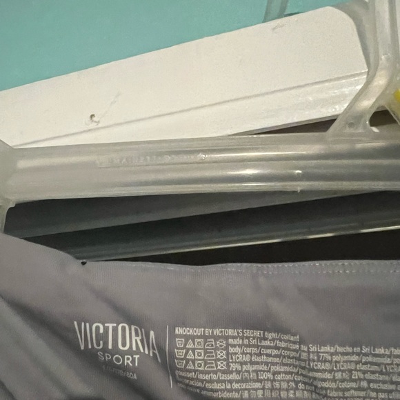 Victoria Sport leggings - Picture 1 of 2